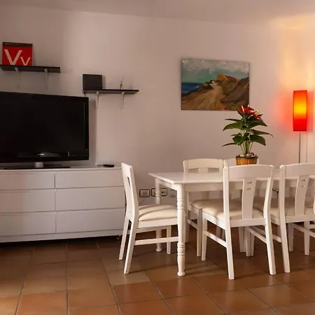 Duplex In Quiet Zone, Next To Sea, Fast Wifi Lägenhet *