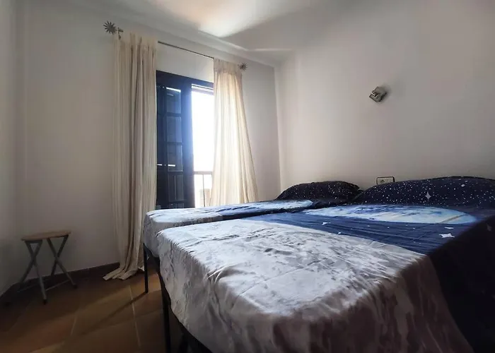 Duplex In Quiet Zone, Next To Sea, Fast Wifi Апартаменты *